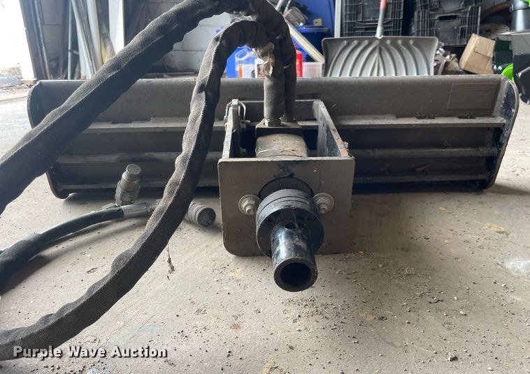 image for item LJ9756 2008 Ditch Witch Zahn R300  compact utility loader