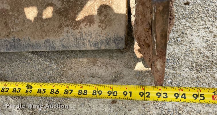 image for item LJ9757 1971 Caterpillar 613  elevating scraper