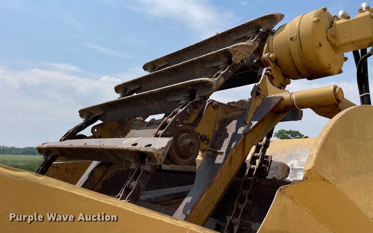 image for item LJ9757 1971 Caterpillar 613  elevating scraper