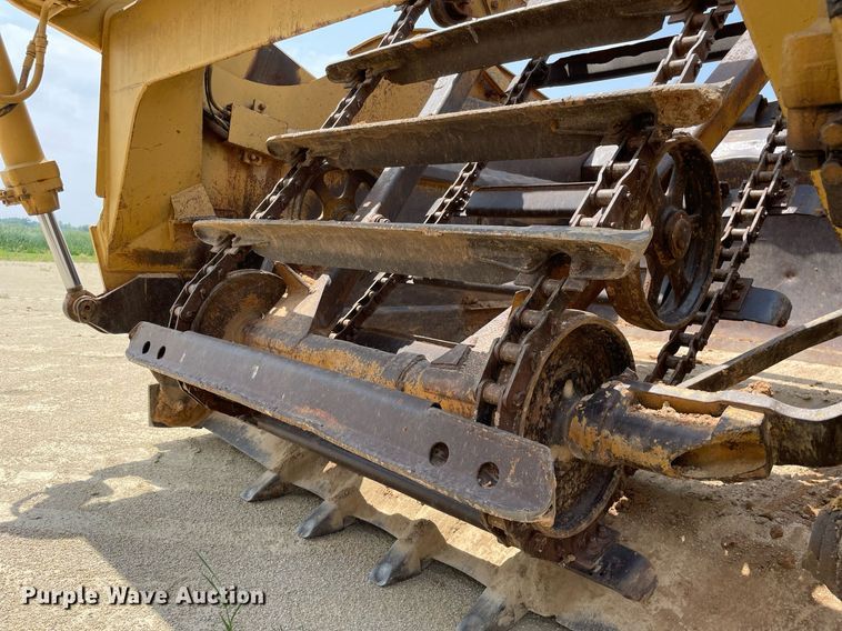 image for item LJ9757 1971 Caterpillar 613  elevating scraper