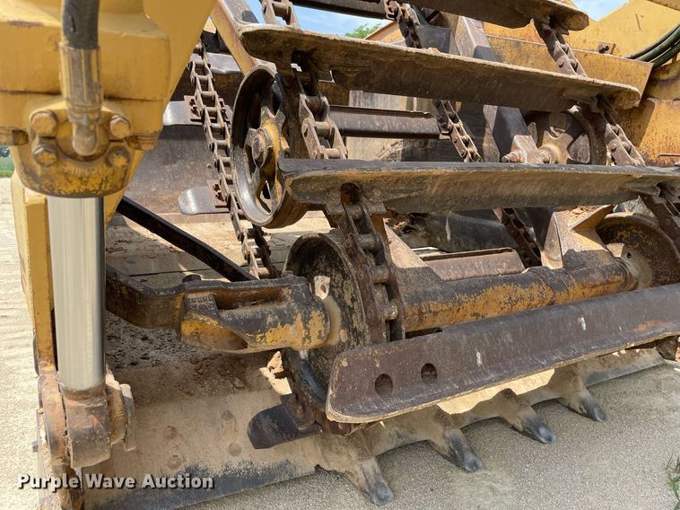 image for item LJ9757 1971 Caterpillar 613  elevating scraper