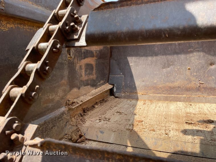 image for item LJ9757 1971 Caterpillar 613  elevating scraper