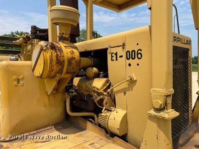 image for item LJ9757 1971 Caterpillar 613  elevating scraper