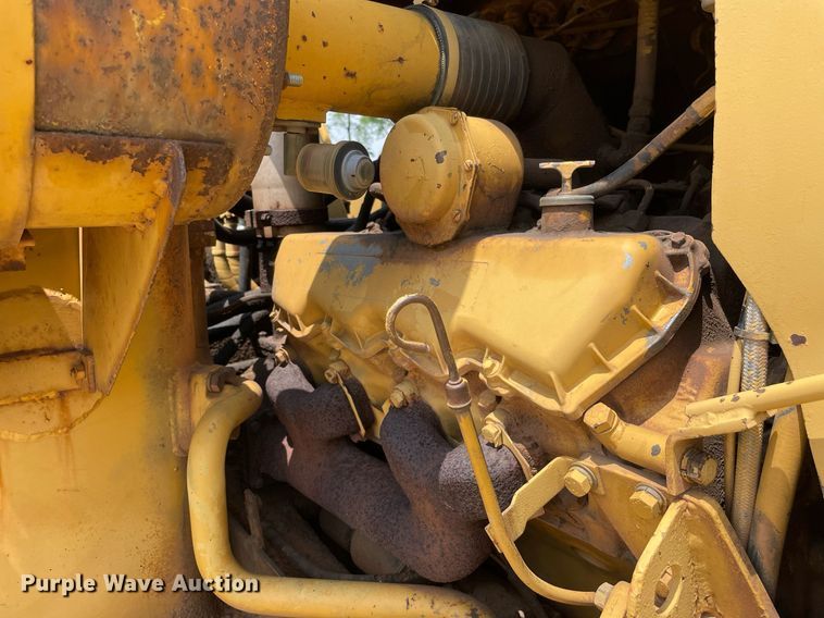 image for item LJ9757 1971 Caterpillar 613  elevating scraper