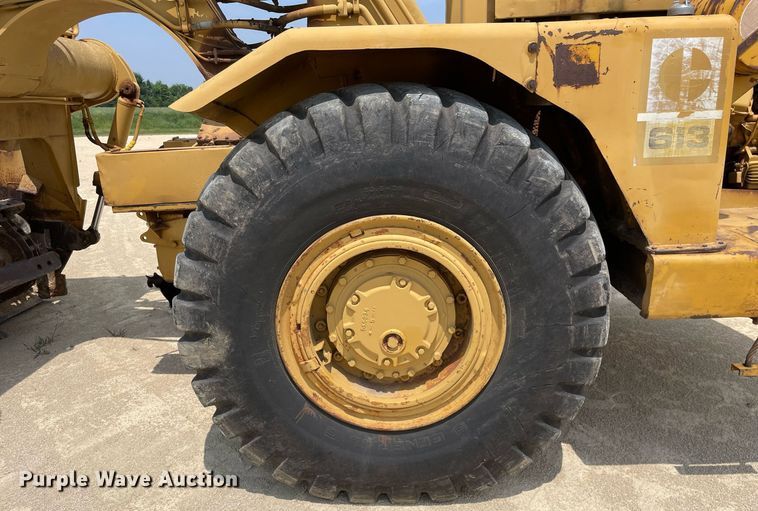 image for item LJ9757 1971 Caterpillar 613  elevating scraper