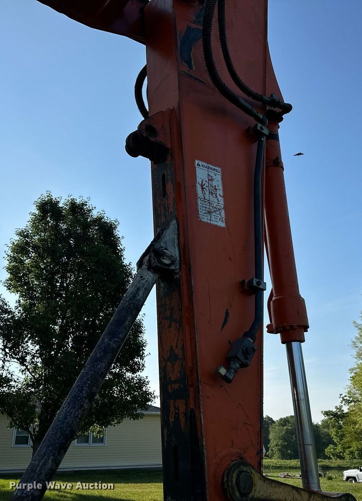 image for item LP9991 2006 Hitachi ZX200LC  excavator