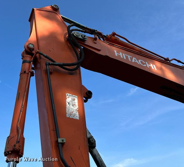 image for item LP9991 2006 Hitachi ZX200LC  excavator