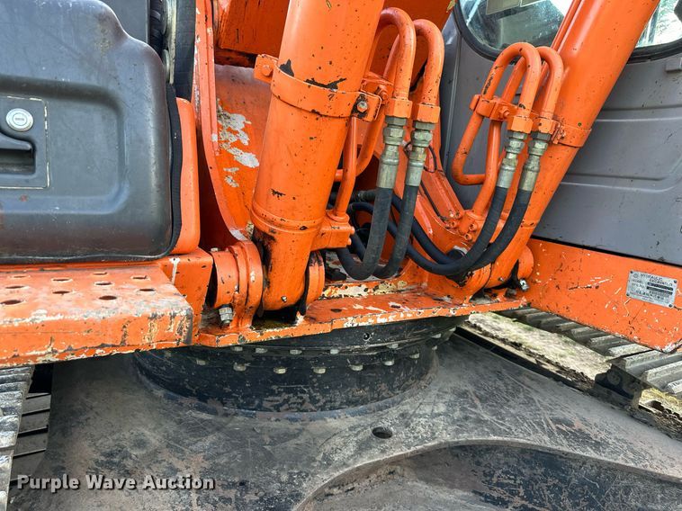 image for item LP9991 2006 Hitachi ZX200LC  excavator