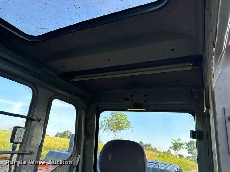 image for item LP9991 2006 Hitachi ZX200LC  excavator