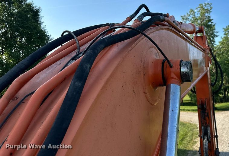 image for item LP9991 2006 Hitachi ZX200LC  excavator