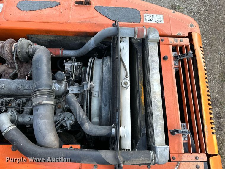 image for item LP9991 2006 Hitachi ZX200LC  excavator