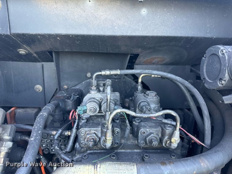 image for item LP9991 2006 Hitachi ZX200LC  excavator