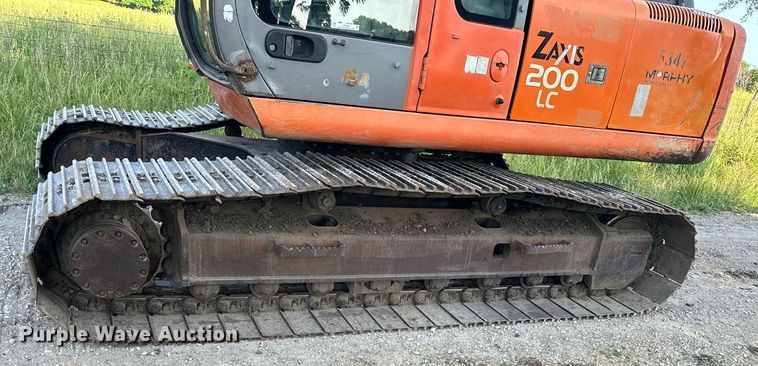 image for item LP9991 2006 Hitachi ZX200LC  excavator