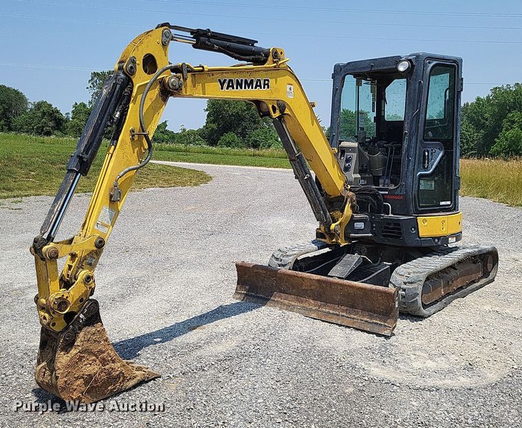 image for item LR9282 2016 Yanmar ViO35  mini excavator