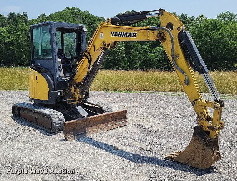 image for item LR9282 2016 Yanmar ViO35  mini excavator