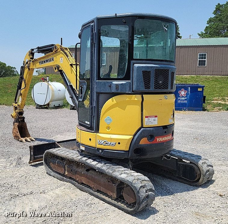 image for item LR9282 2016 Yanmar ViO35  mini excavator