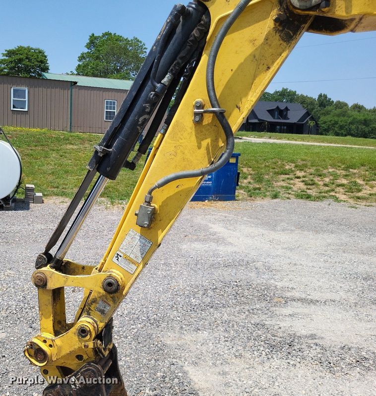 image for item LR9282 2016 Yanmar ViO35  mini excavator