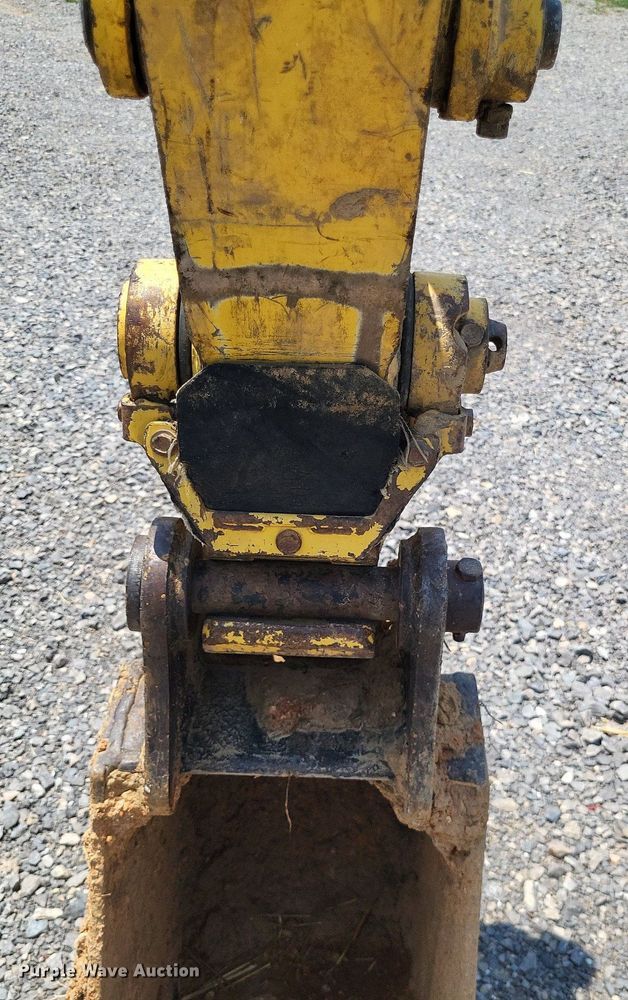 image for item LR9282 2016 Yanmar ViO35  mini excavator
