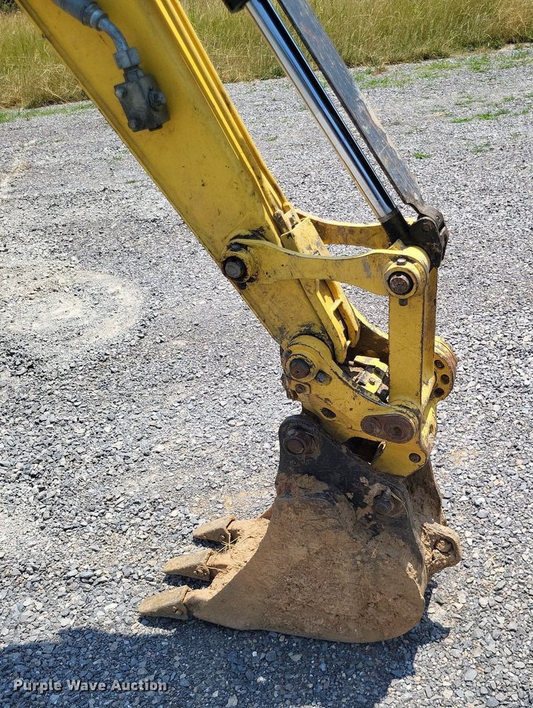 image for item LR9282 2016 Yanmar ViO35  mini excavator