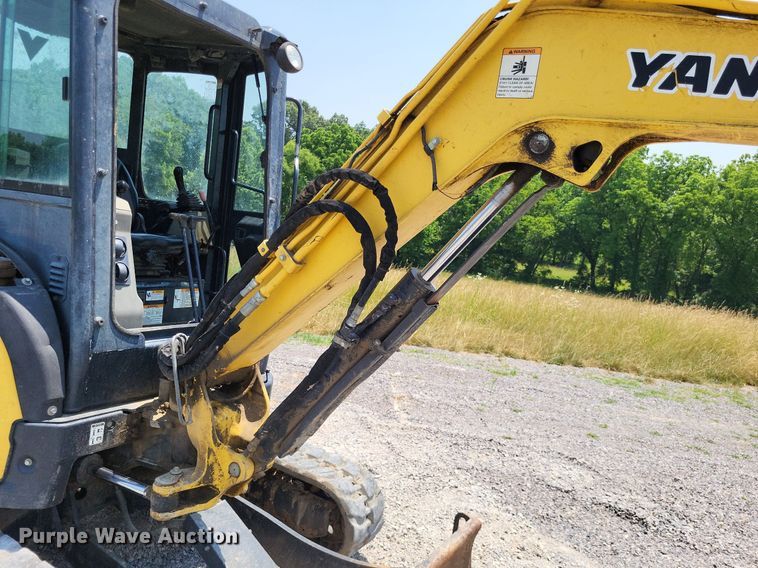 image for item LR9282 2016 Yanmar ViO35  mini excavator