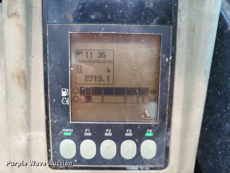 image for item LR9282 2016 Yanmar ViO35  mini excavator