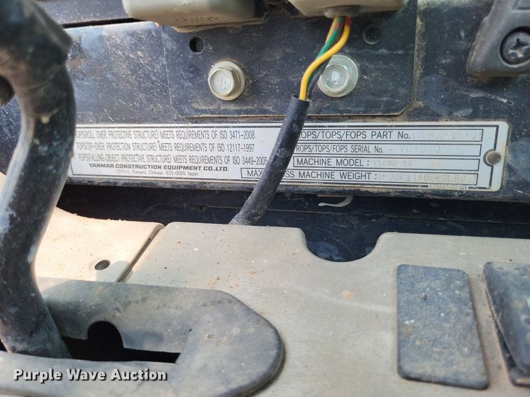 image for item LR9282 2016 Yanmar ViO35  mini excavator