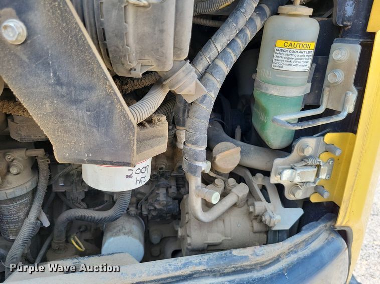 image for item LR9282 2016 Yanmar ViO35  mini excavator