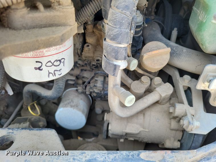 image for item LR9282 2016 Yanmar ViO35  mini excavator