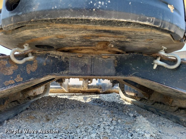 image for item LR9282 2016 Yanmar ViO35  mini excavator