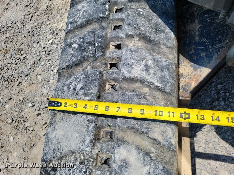 image for item LR9282 2016 Yanmar ViO35  mini excavator