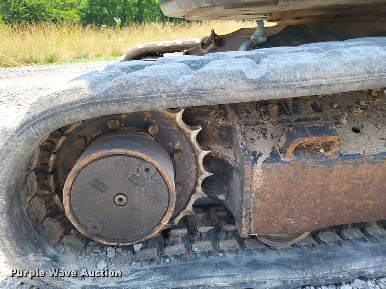 image for item LR9282 2016 Yanmar ViO35  mini excavator