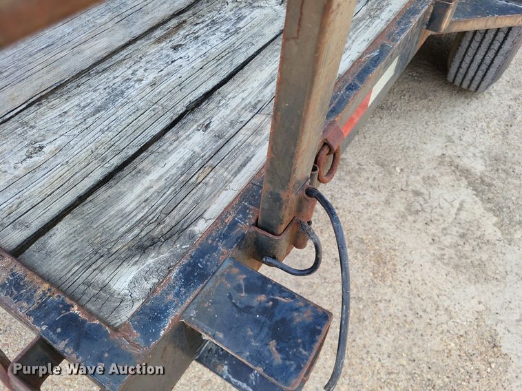 image for item LS9543 2001 R&W  utility trailer