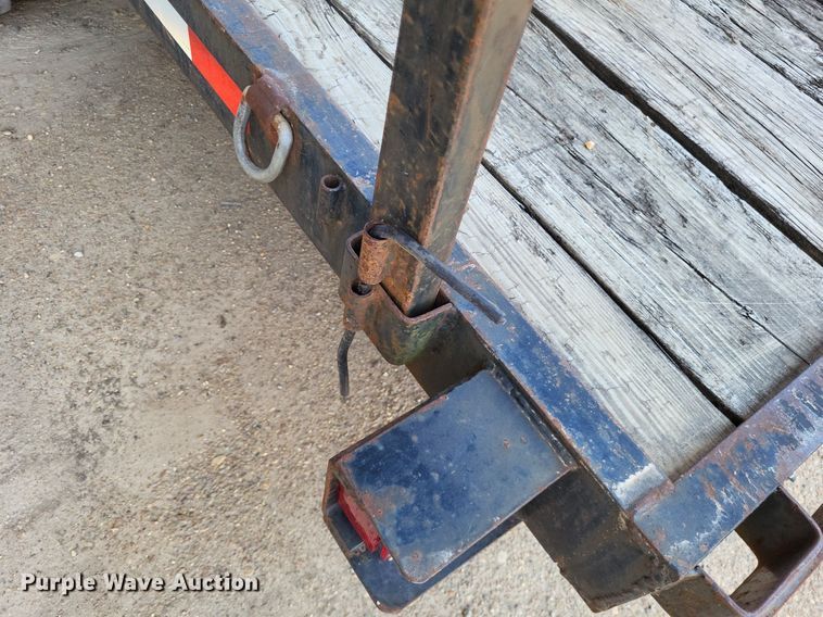 image for item LS9543 2001 R&W  utility trailer