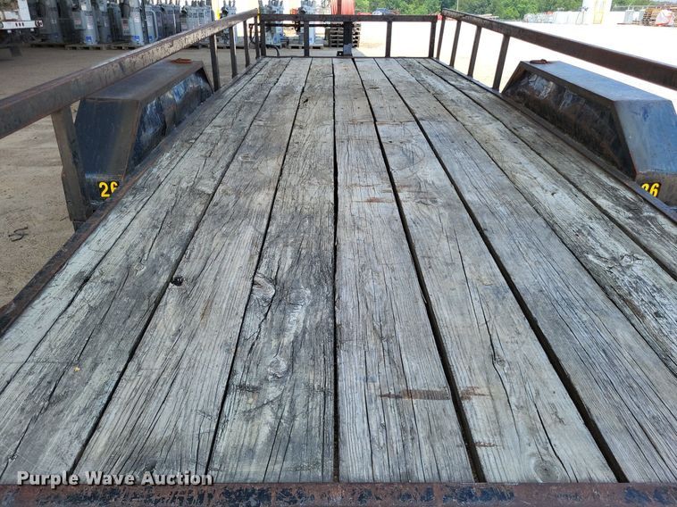 image for item LS9543 2001 R&W  utility trailer