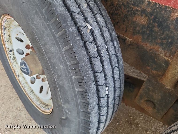 image for item LS9543 2001 R&W  utility trailer