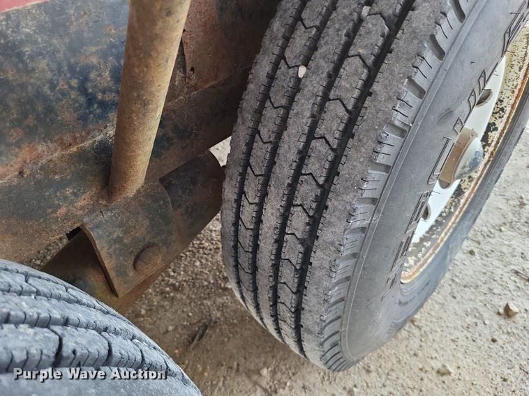 image for item LS9543 2001 R&W  utility trailer