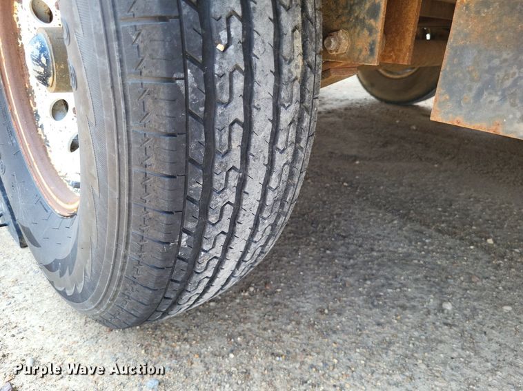 image for item LS9543 2001 R&W  utility trailer