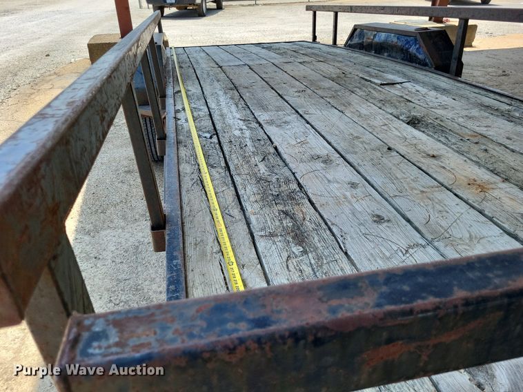 image for item LS9543 2001 R&W  utility trailer