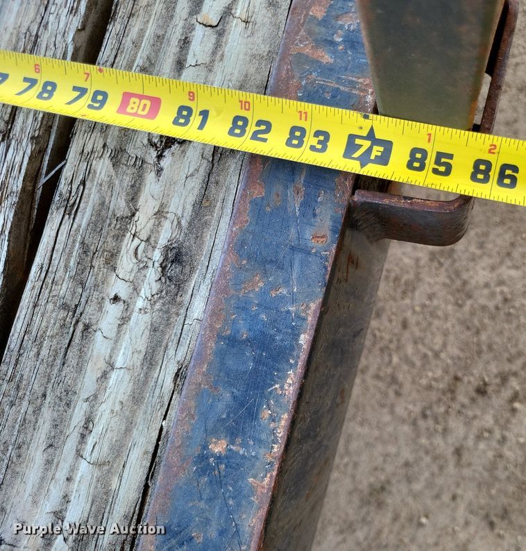 image for item LS9543 2001 R&W  utility trailer