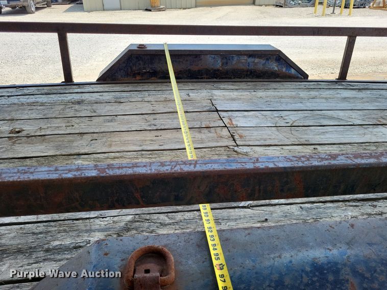 image for item LS9543 2001 R&W  utility trailer