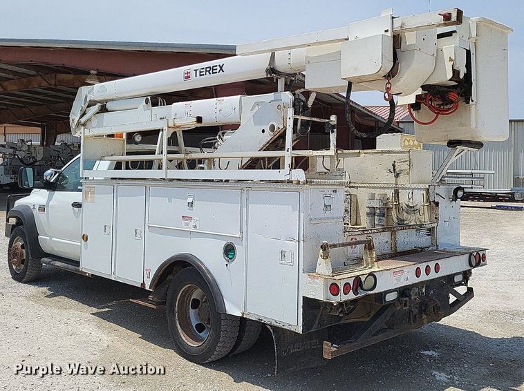 image for item LS9544 2009 Dodge Ram 5500HD  bucket truck