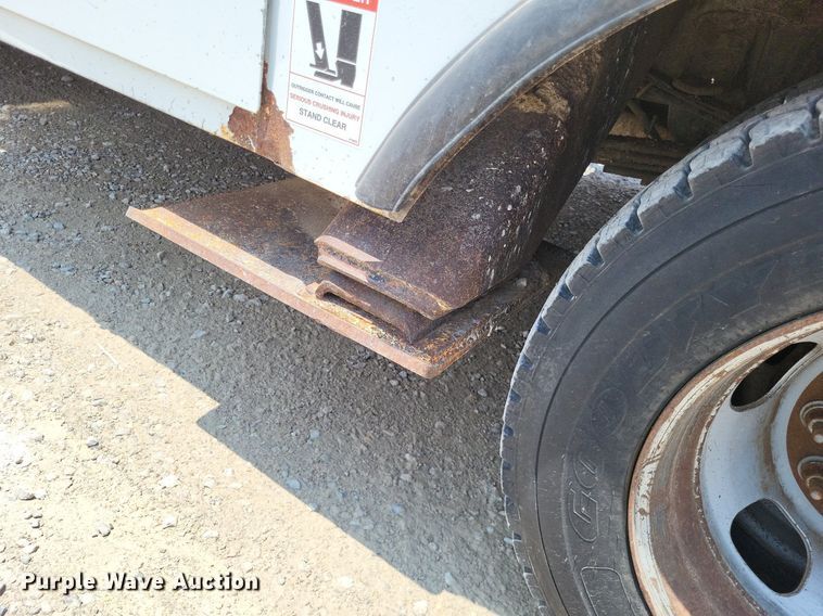 image for item LS9544 2009 Dodge Ram 5500HD  bucket truck