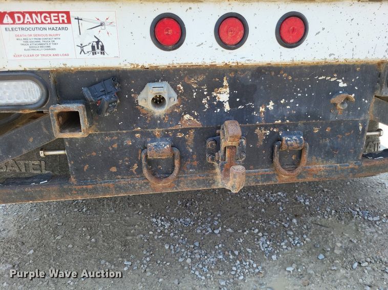 image for item LS9544 2009 Dodge Ram 5500HD  bucket truck