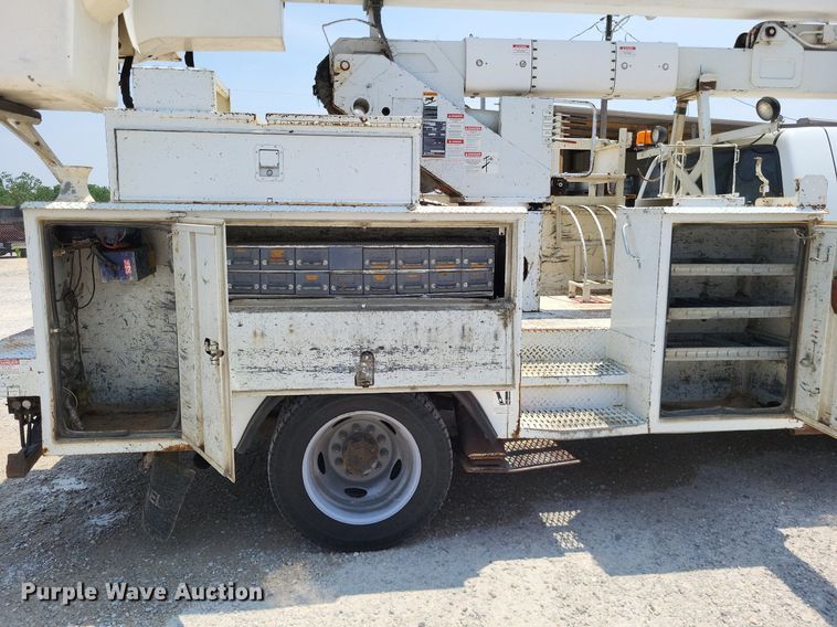 image for item LS9544 2009 Dodge Ram 5500HD  bucket truck