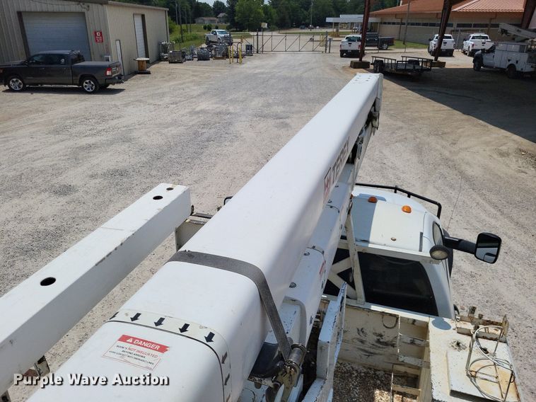 image for item LS9544 2009 Dodge Ram 5500HD  bucket truck