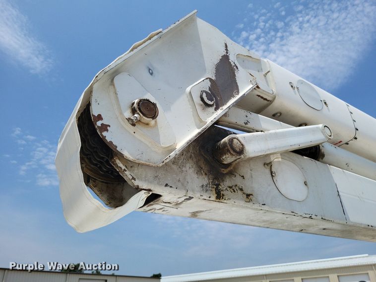 image for item LS9544 2009 Dodge Ram 5500HD  bucket truck