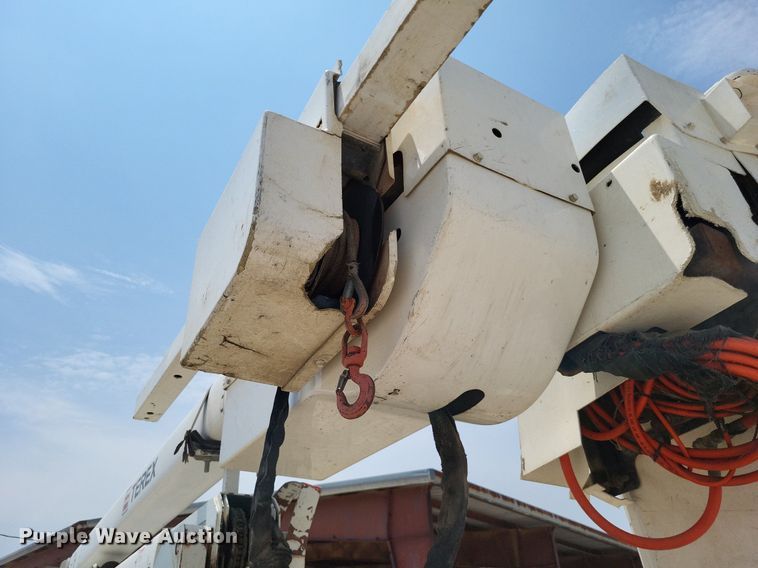 image for item LS9544 2009 Dodge Ram 5500HD  bucket truck