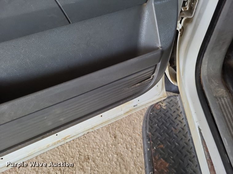 image for item LS9544 2009 Dodge Ram 5500HD  bucket truck