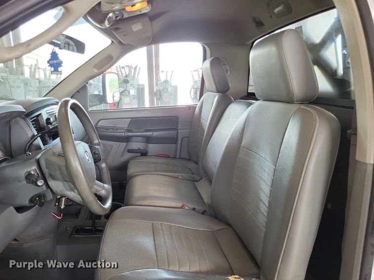 image for item LS9544 2009 Dodge Ram 5500HD  bucket truck