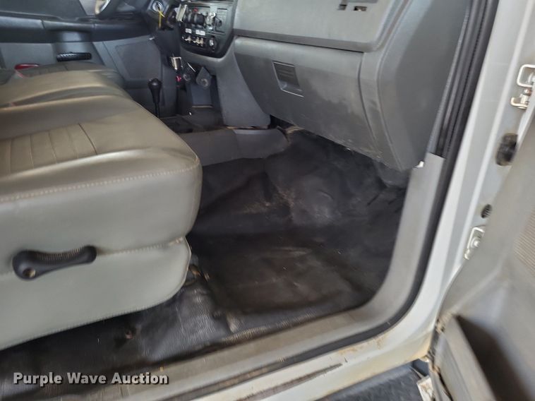 image for item LS9544 2009 Dodge Ram 5500HD  bucket truck